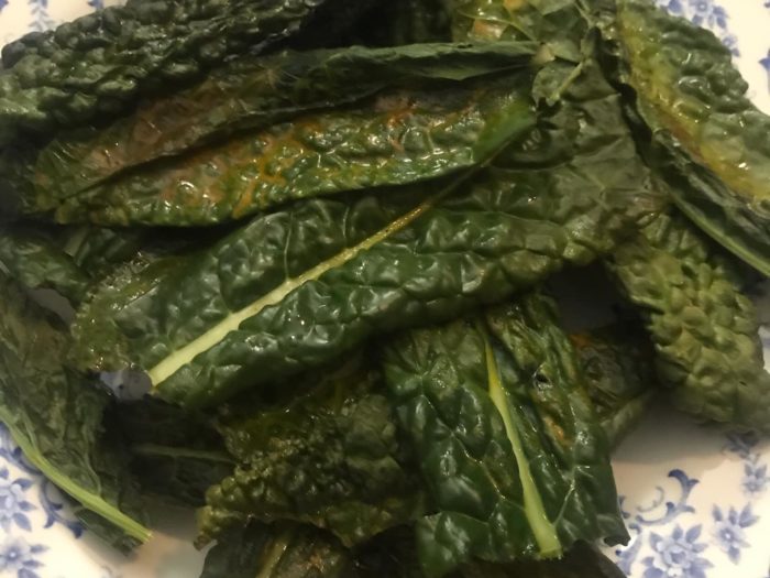 Chips saporite di cavolo nero