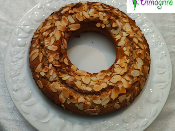 Ciambellone di tumminia odor di limone e mandorle