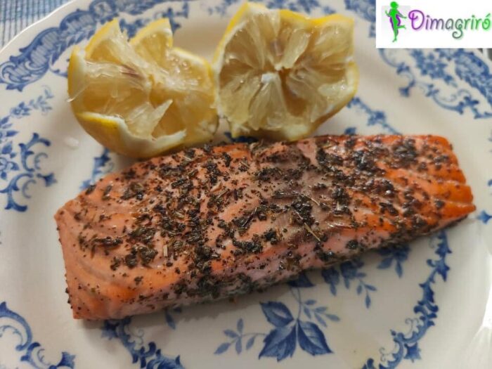 salmone al profumo di origano e timo