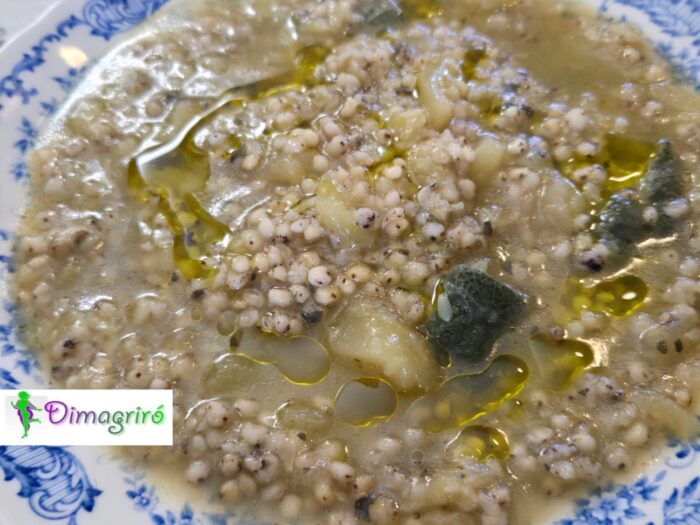Minestra di sorgo e zucchine centenarie profumato alla salvia